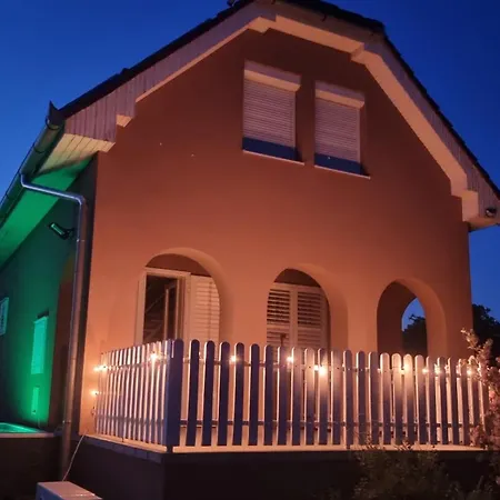 Hutiagi Holiday home