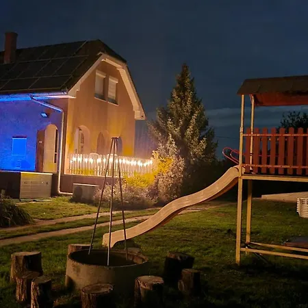 Ferienhaus Hutiagi Siófok