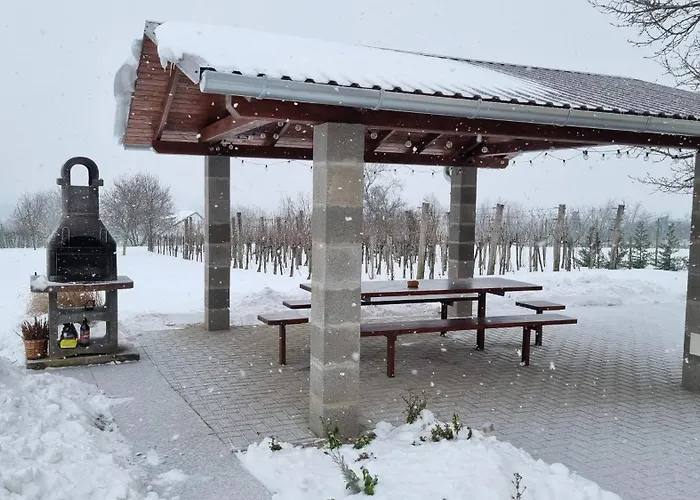 Holiday home Hutiagi